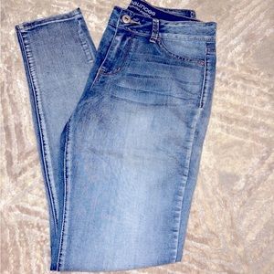 Maurices jeans